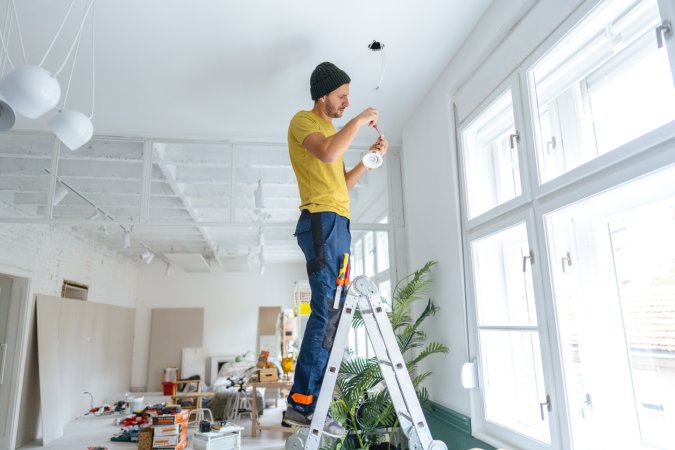 how to install a light fixture