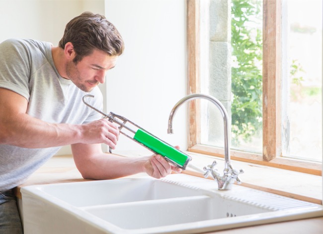 how to install a kitchen sink