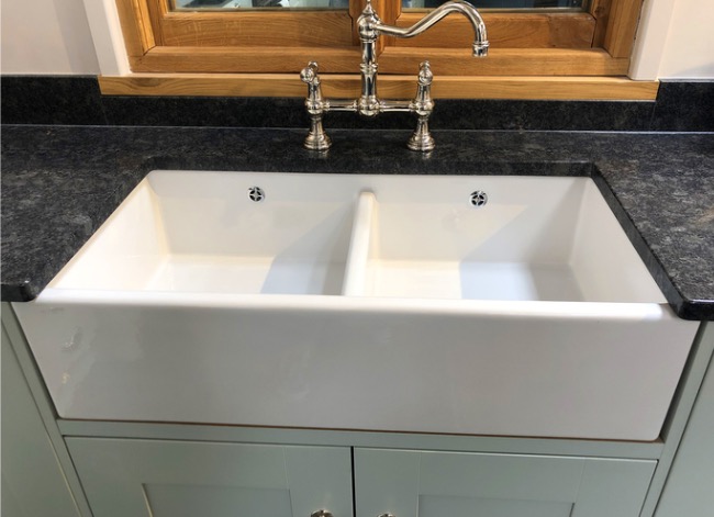 how to install a kitchen sink