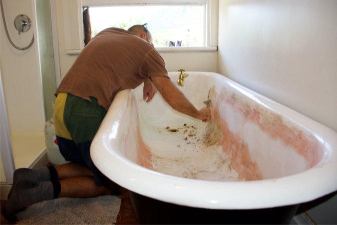 how to refinish bathtub