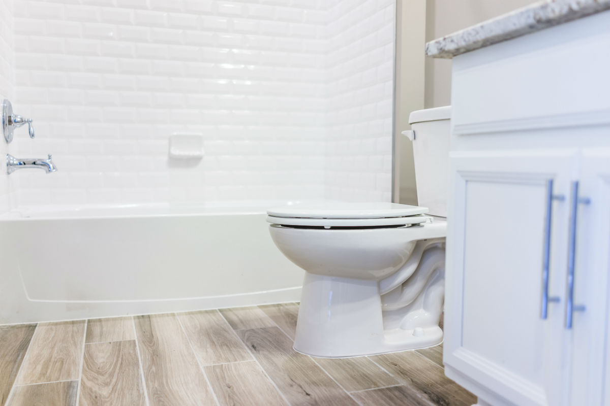 Every Homeowner's Best Bathroom Floor Tile Options