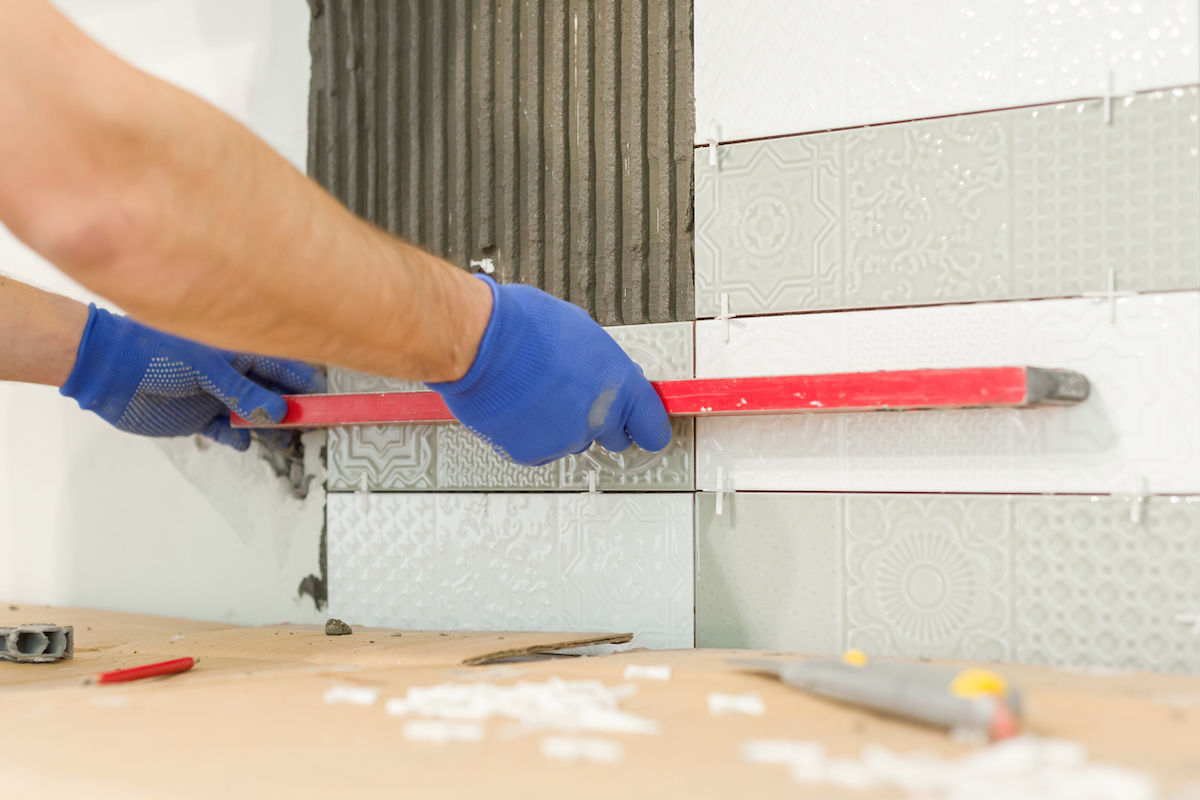 how to tile a backsplash