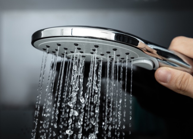 how to clean shower head