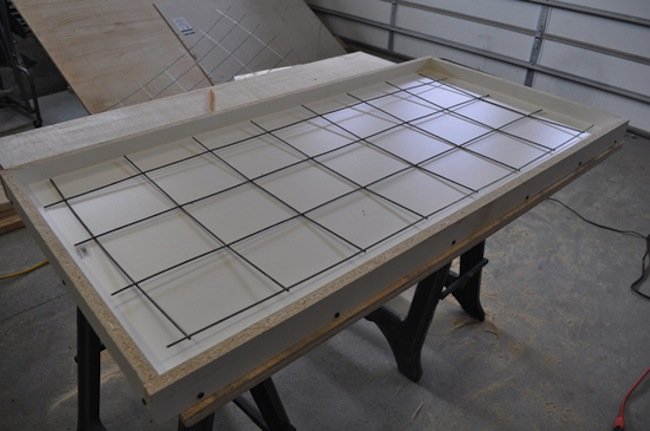 Wire Re-enforcement for DIY Concrete Table