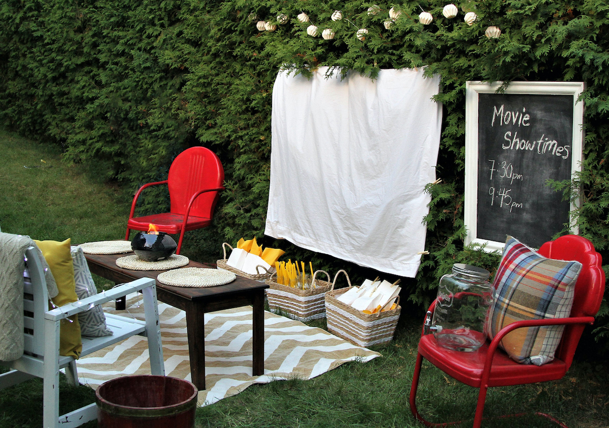 diy outdoor projector screens