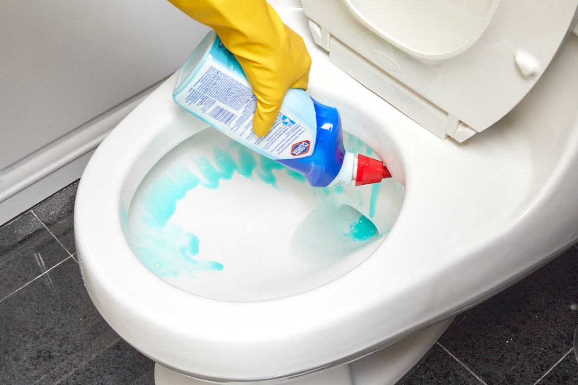 How to Clean a Toilet the Right Way (Yes, There's a Right Way)