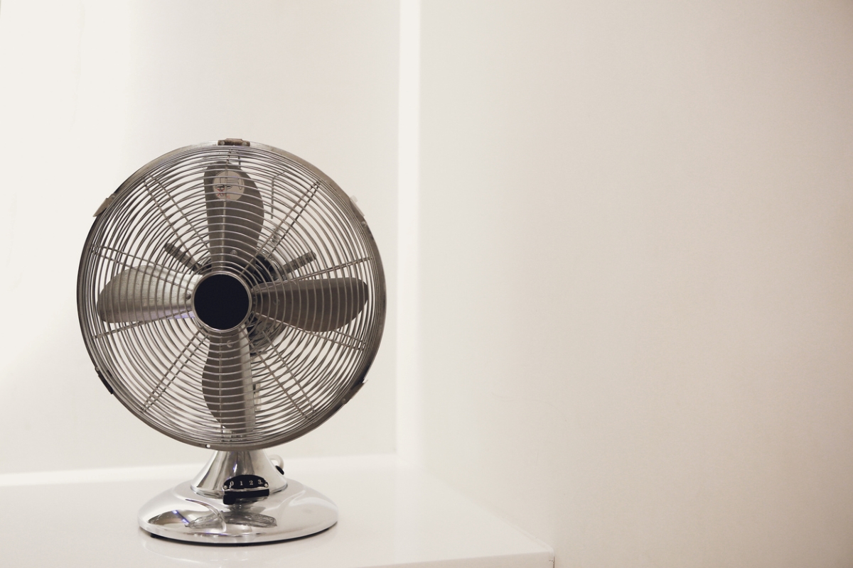 fan in empty room