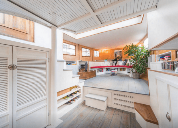 10 Space-Saving Ideas to Steal from Houseboats