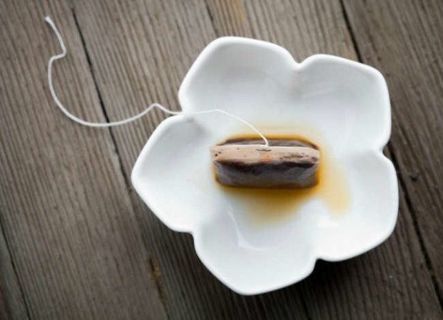 10 Surprising Things You Can Do with Used Tea Bags