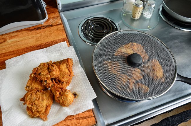 How to Clean an Electric Stove Top - After Making a Mess at Dinner