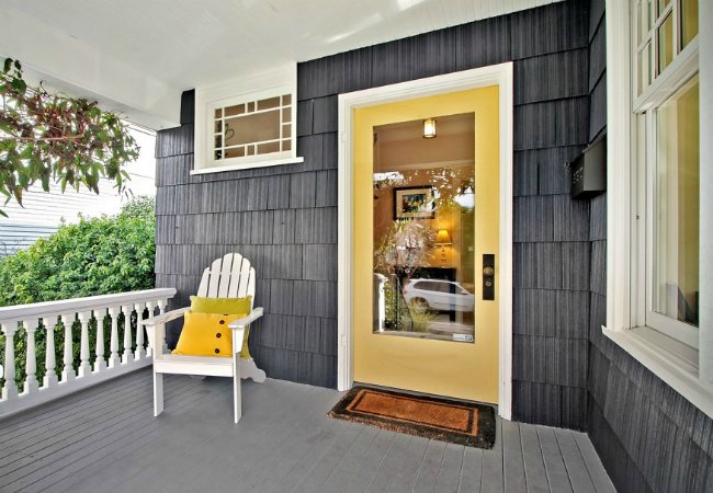 How to Paint a Metal Door DIYer s Guide Bob Vila