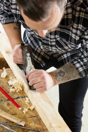 How to Plane a Door - How to Plane Wood