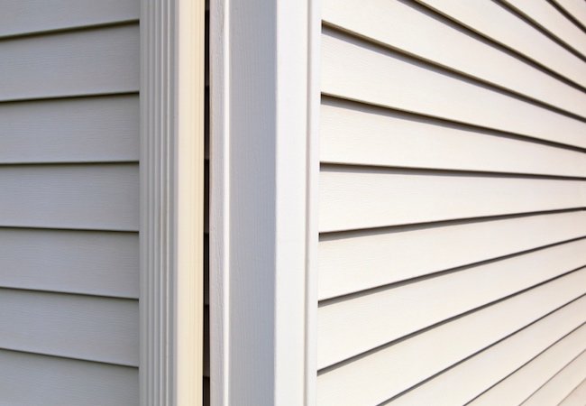 How Long Does Vinyl Siding Last?