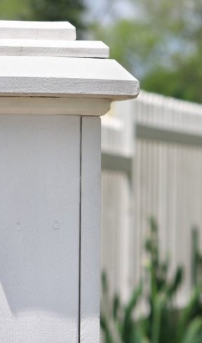 Setting Fence Posts - Dos and Don'ts - Bob Vila