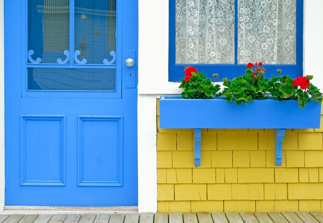 How to Install a Screen Door