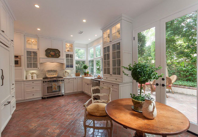 Why You Should Consider Brick Floors in Your Entryway