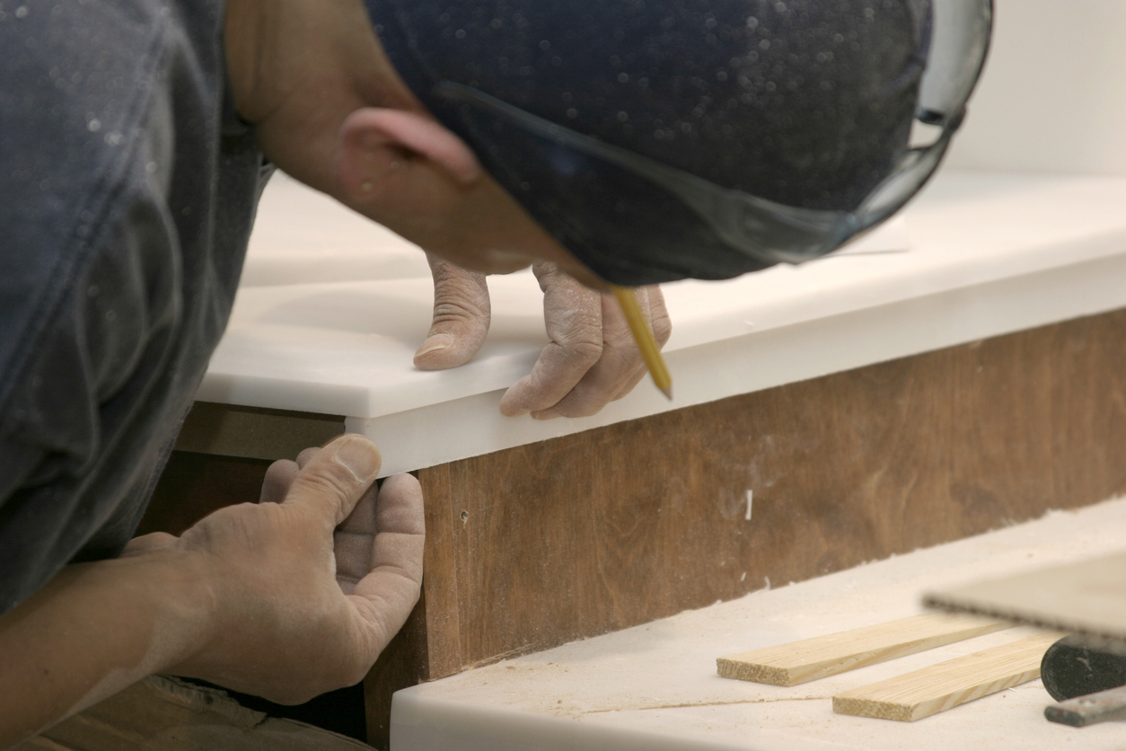 How to Paint Bathroom Cabinets