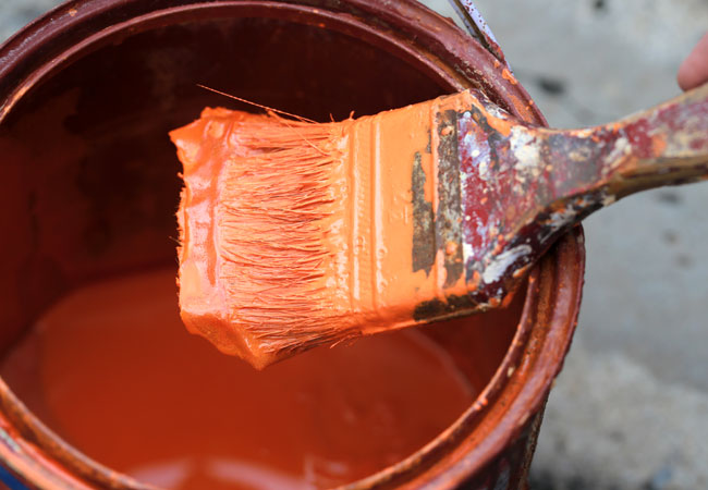 How to Dispose of Paint Thinner