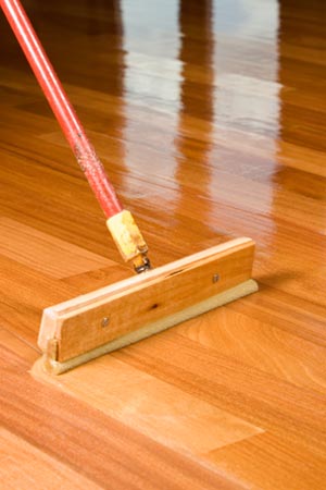 How to Polish Wood Floors