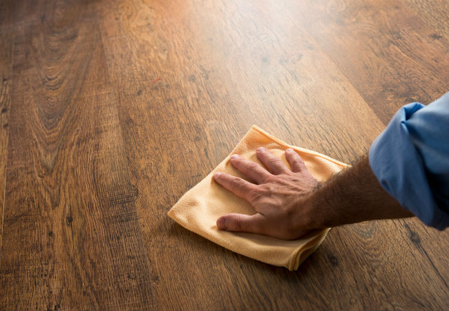 Tips for Waxing Hardwood Floors