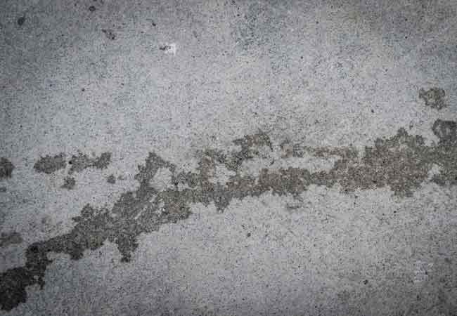 How to Remove Concrete Stains