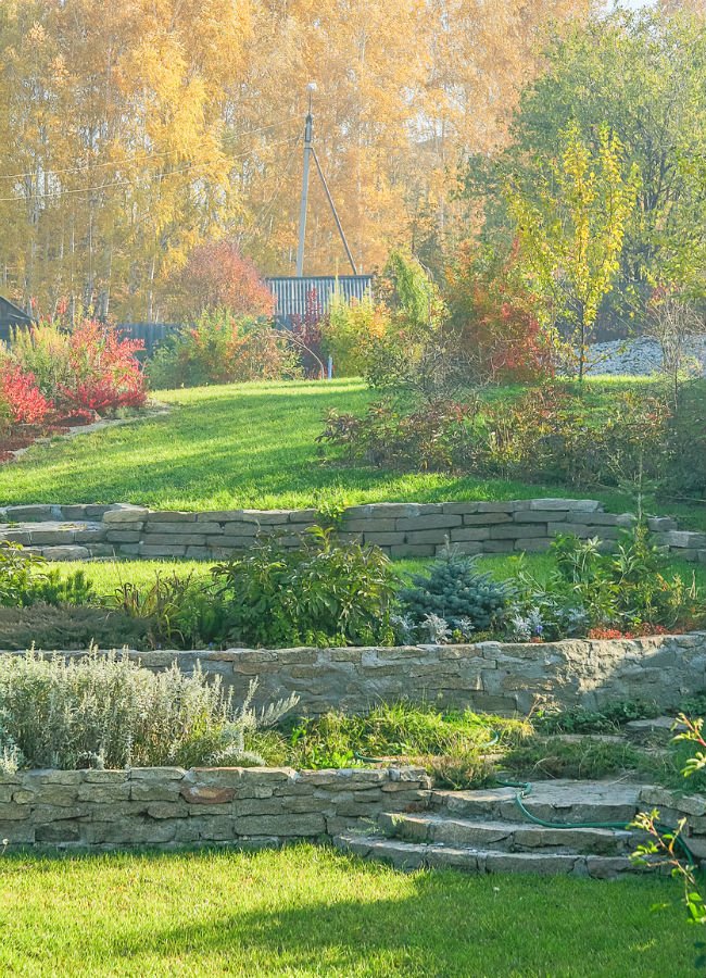 The Dos and Don'ts of Building a Retaining Wall