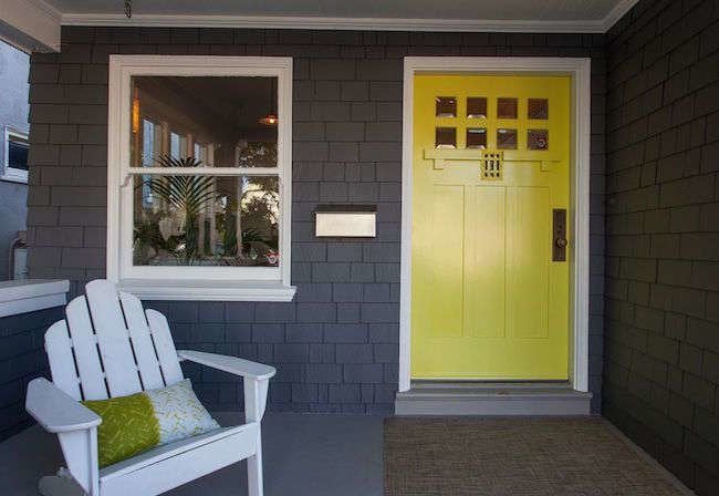 14 Eye-Catching Options for Your Front Door