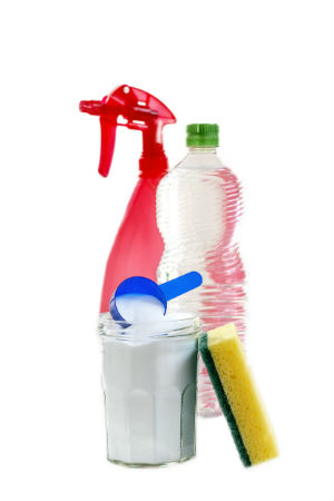 Never Combine Bleach and Vinegar When Cleaning—Here’s Why