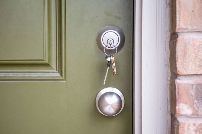 How To: Remove and Replace a Doorknob