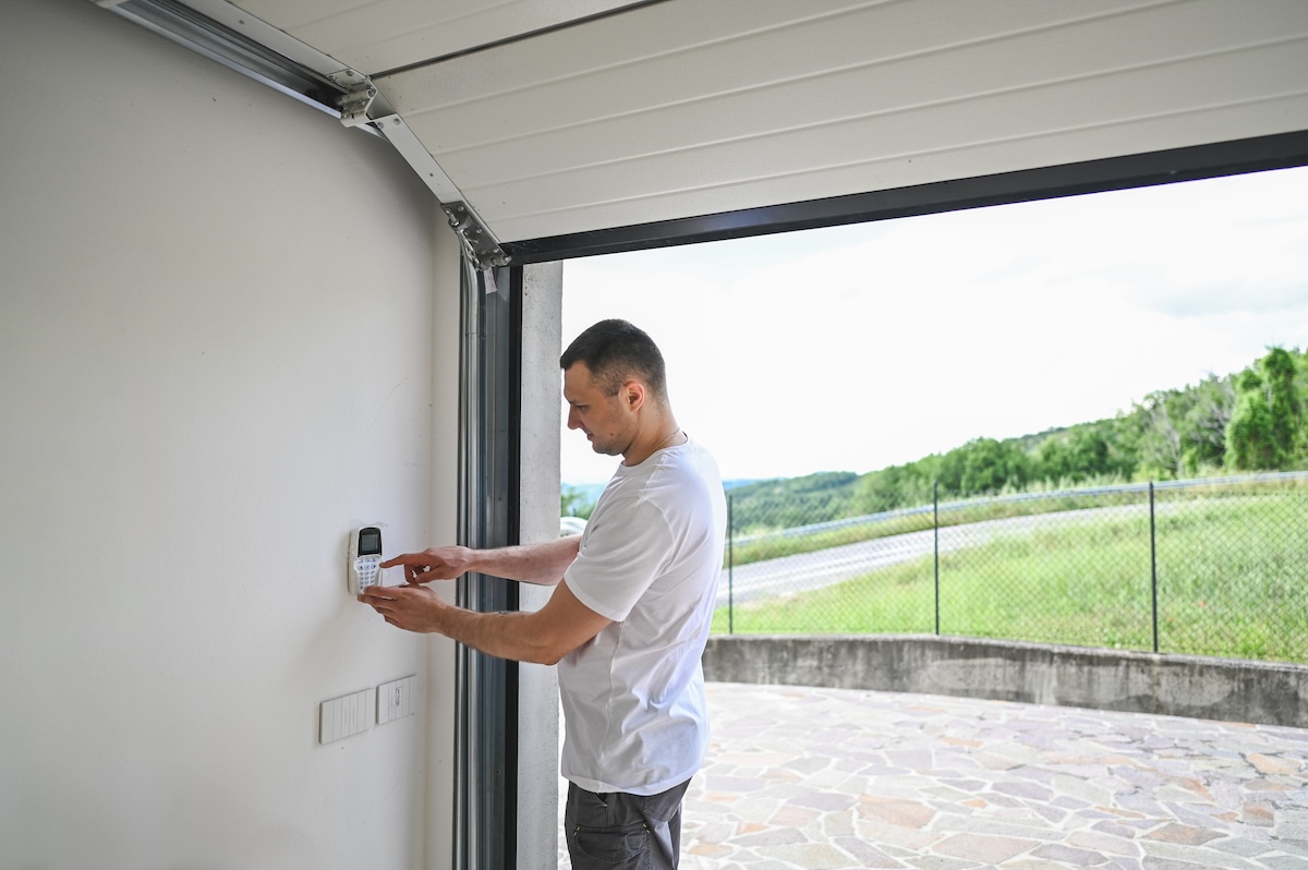 8 Garage Door Security Tips Every Homeowner Should Know