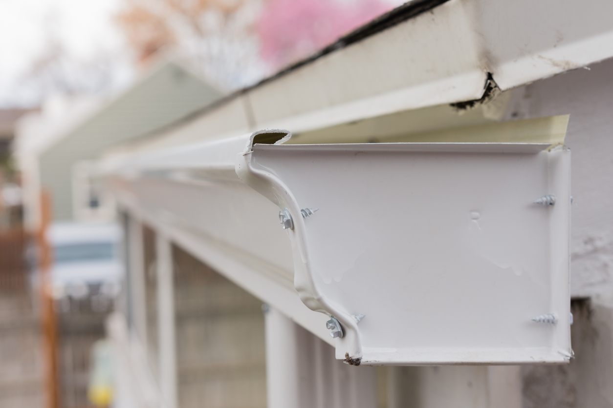 Genius! Clean Your Gutters Without A Ladder - Bob Vila