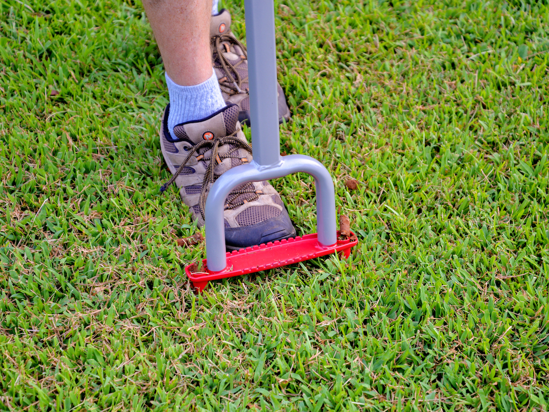 The Best Lawn Aerator Options