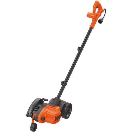  Black+Decker LE760FF AC Lawn Edger on white background