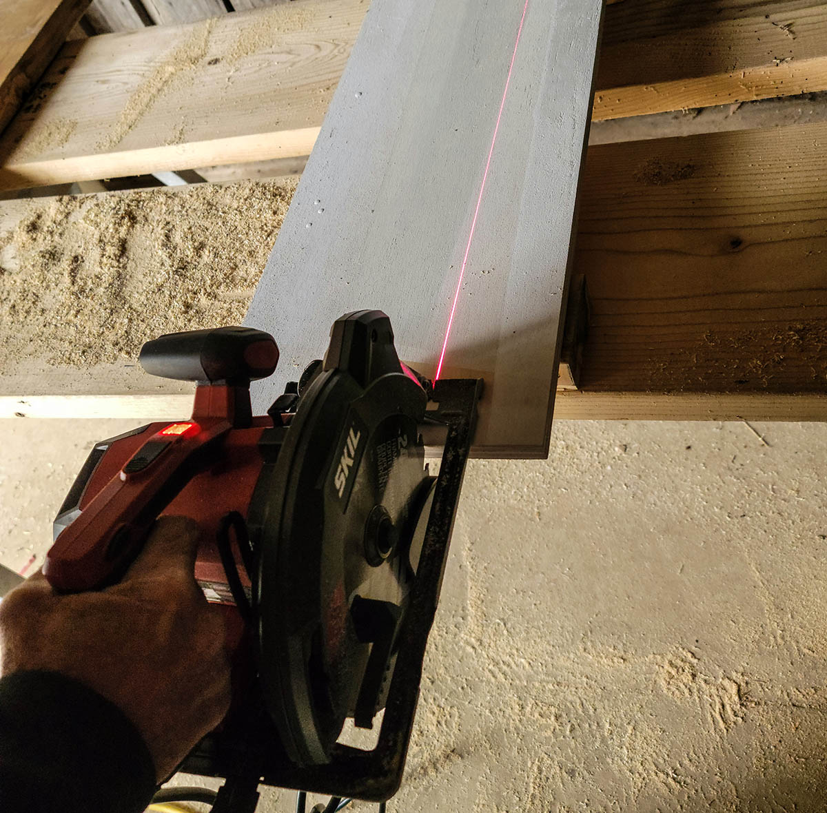 The Best Circular Saw Option SKIL-2