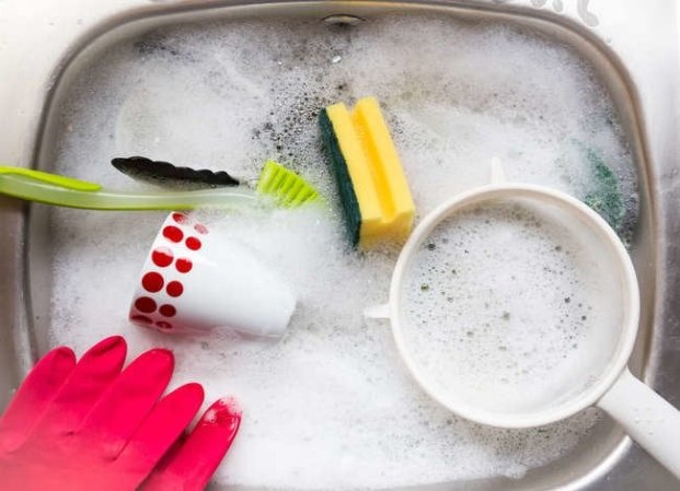 12 Smart Dish Washing Hacks No One Ever Taught You