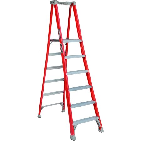  The Best Ladder Option: Louisville Ladder 6-Foot Fiberglass Platform Ladder