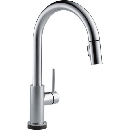  The Delta Trinsic VoiceIQ Pulldown Touch2O Kitchen Faucet on a white background.