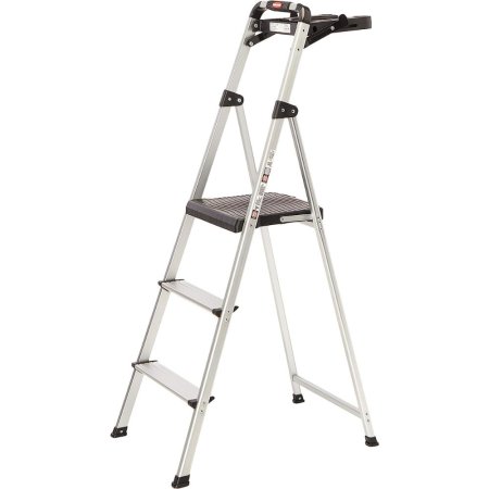  The Best Ladders Option: Rubbermaid 3-Step Aluminum Stool With Project Tray