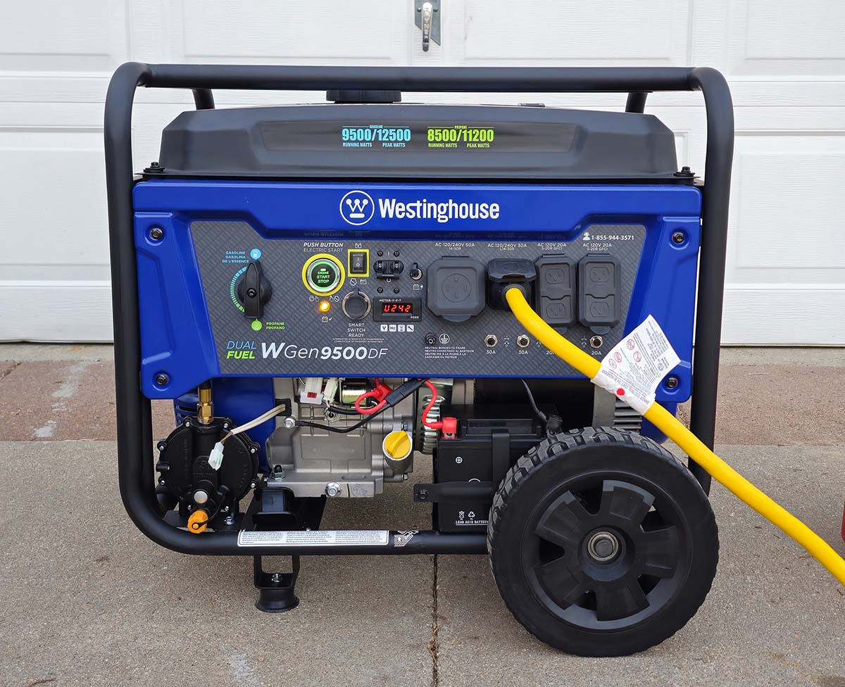 Champion Dual-Fuel 8500-watt Generator Tested Review