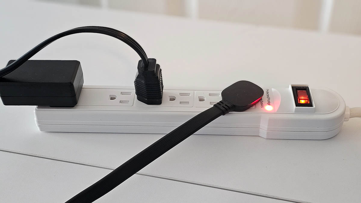 The Best Power Strips Amazon Basics Power Strip