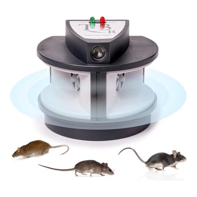 The T3-R Triple High Impact Repeller on a white background with 3 mice in the foreground.