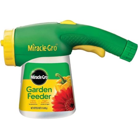  The Best Plant Food Option: Miracle-Gro Garden Feeder