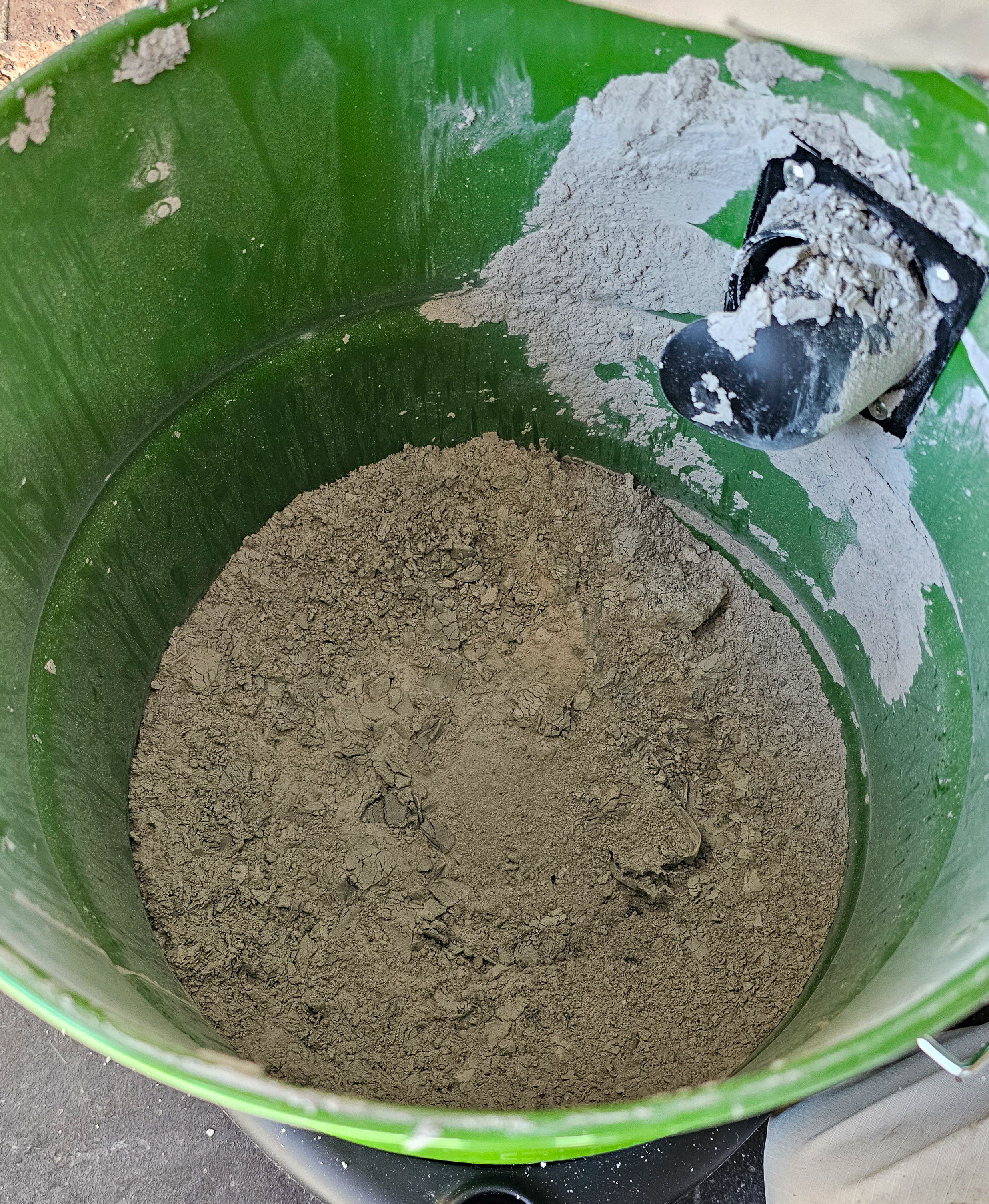 Ashes in vacuum canister