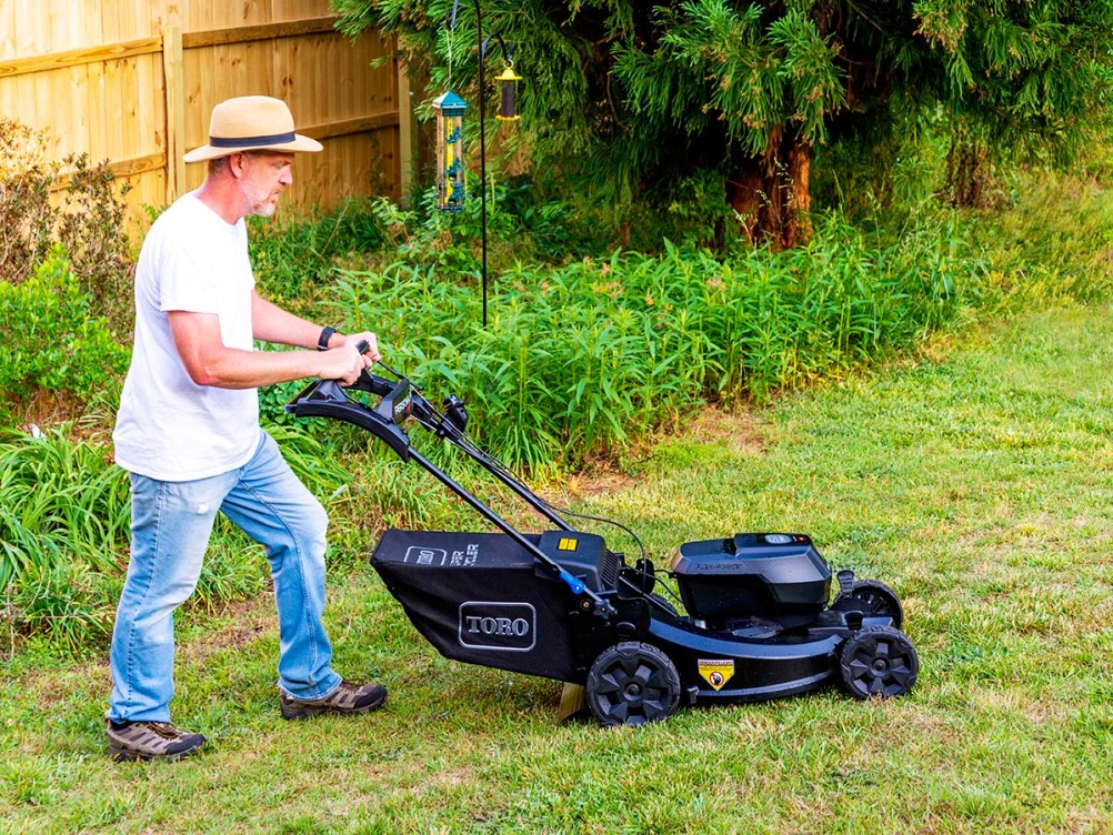 The 25 Best Memorial Day Lawn Mower Deals at Lowe's, Home Depot, More