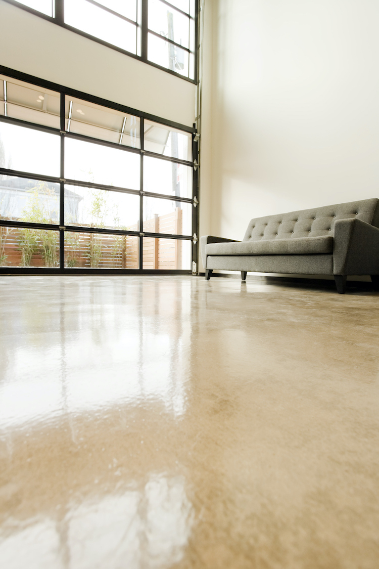 how to stain concrete floor