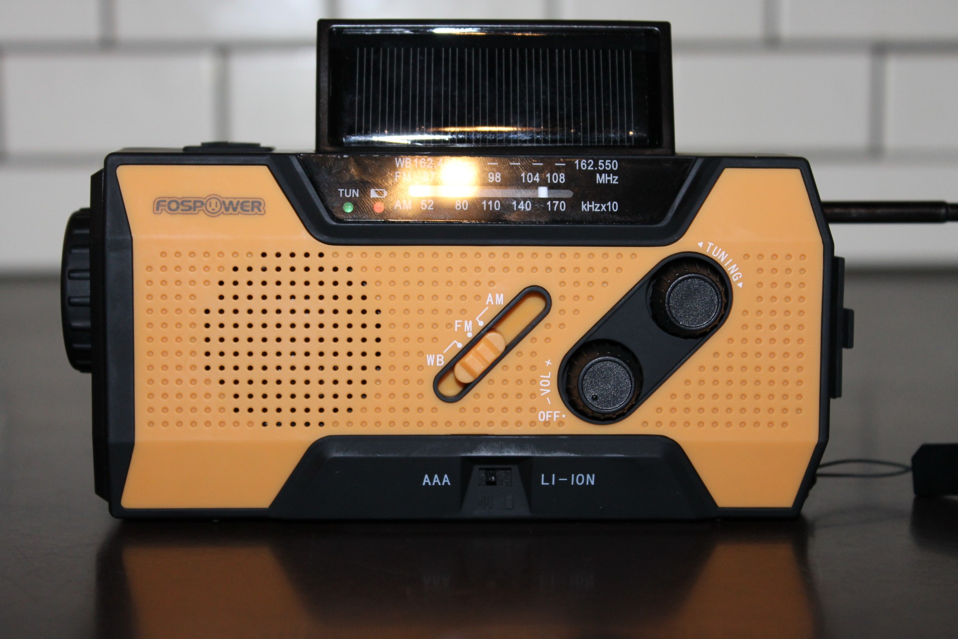 FosPower Hand Crank Radio