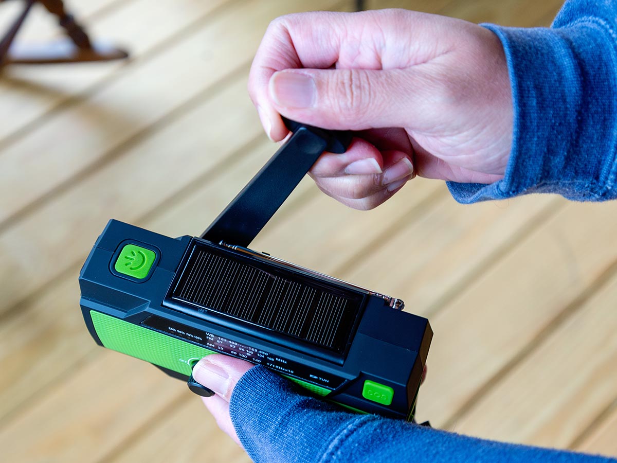 The Best Hand Crank Radio Options