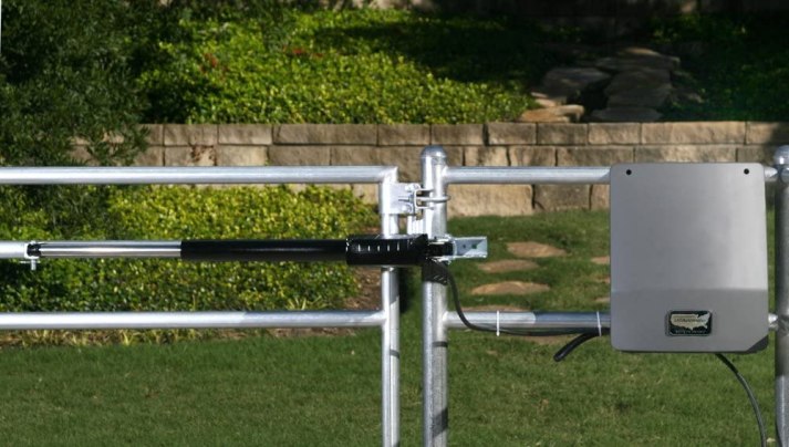 The Best Automatic Gate Openers of 2024 - Top Picks by Bob Vila