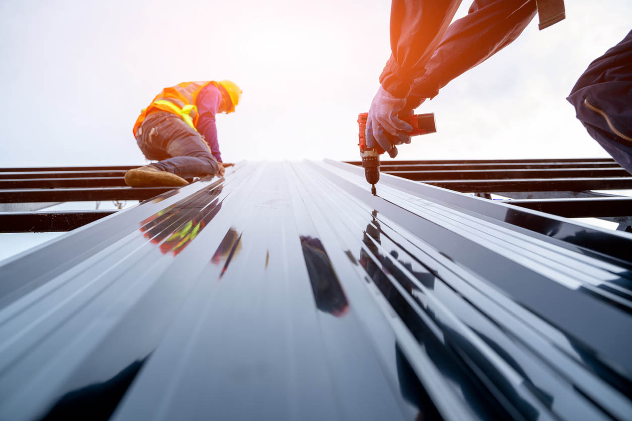 Metal Roof Cost DIY vs. Hiring a Professional