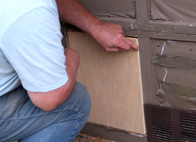 how to insulate a garage